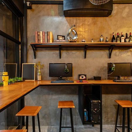 The Z Nite Hostel Phuket Exterior photo