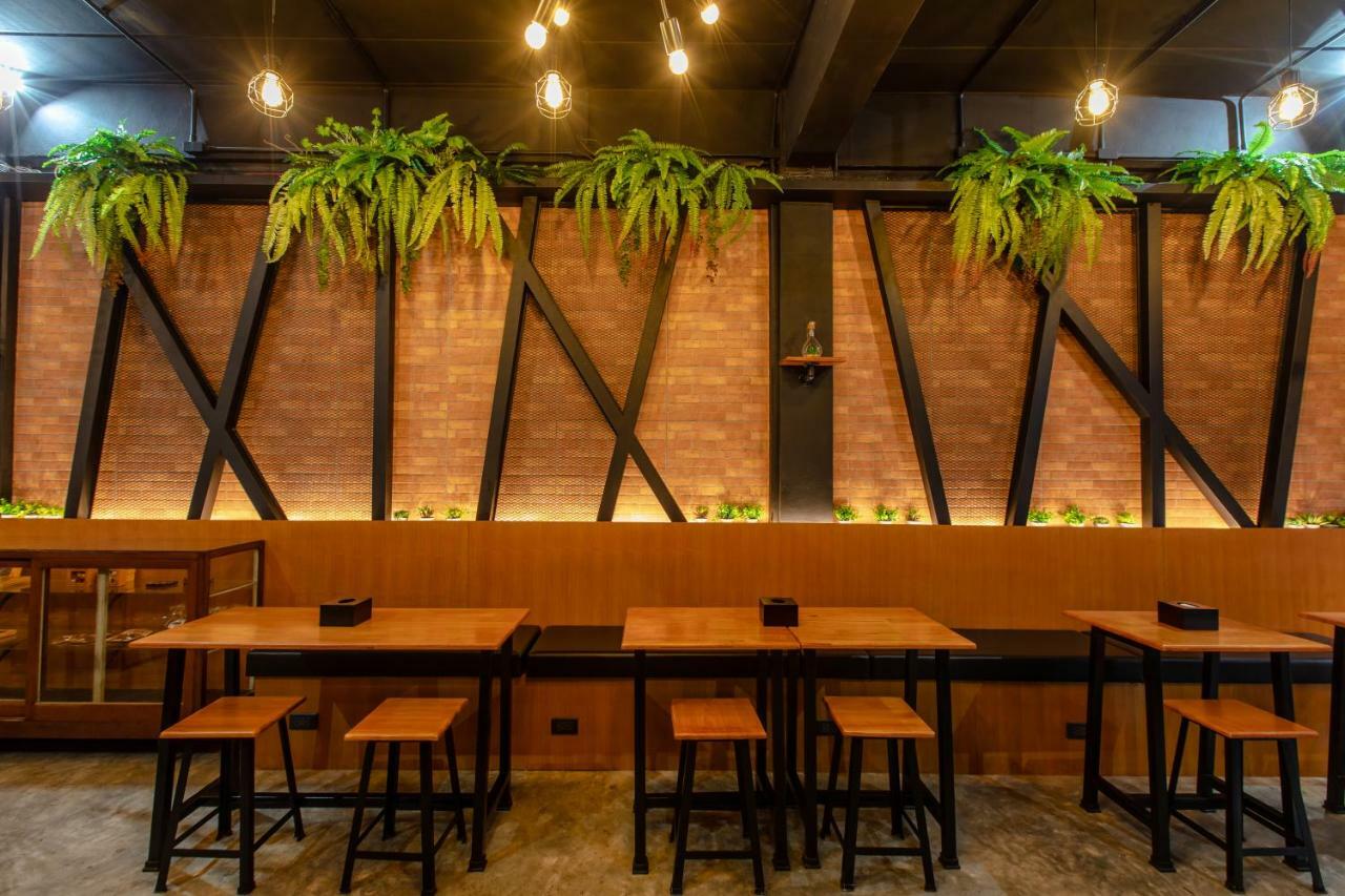 The Z Nite Hostel Phuket Exterior photo